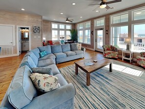 House (5 Bedrooms) | Property amenity - Turtle Paradise by Silver Sands Vacation Rentals (Port Aransas)