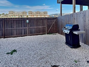 Casa (4 Bedrooms) | Servicio de la propiedad