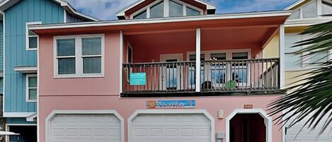 House (4 Bedrooms) | Front of property