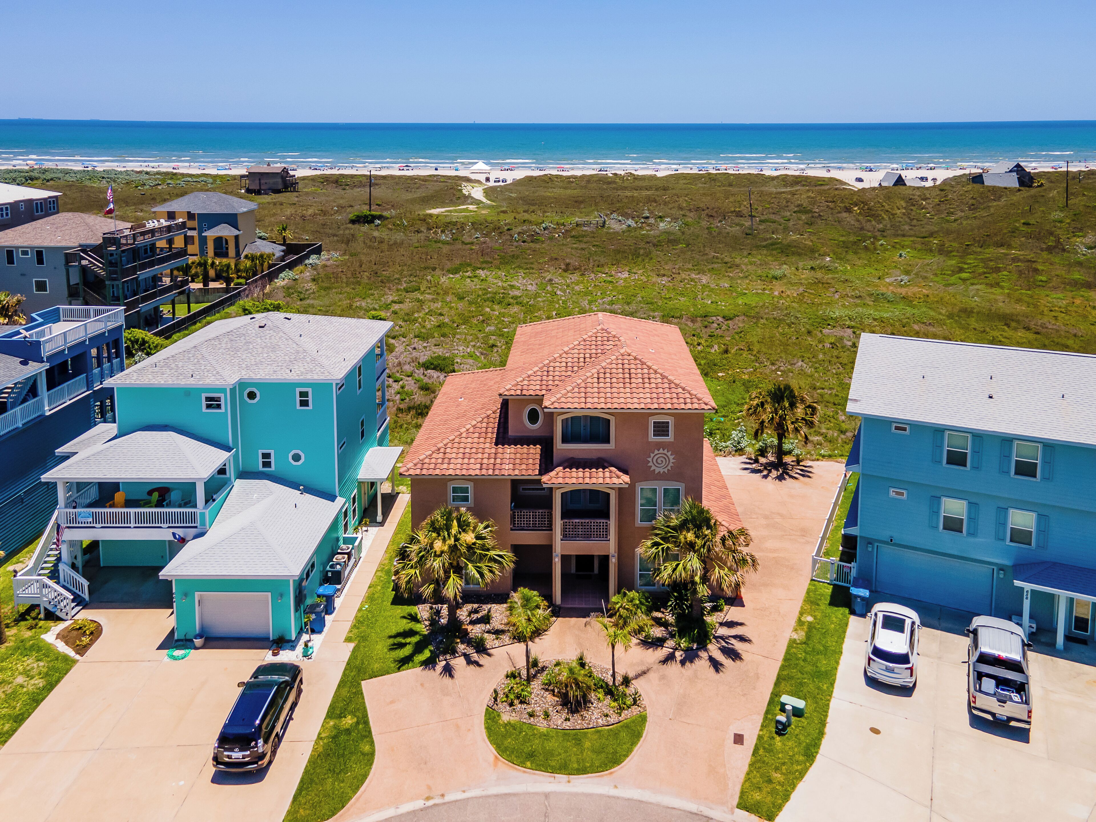 House (5 Bedrooms) | Front of property