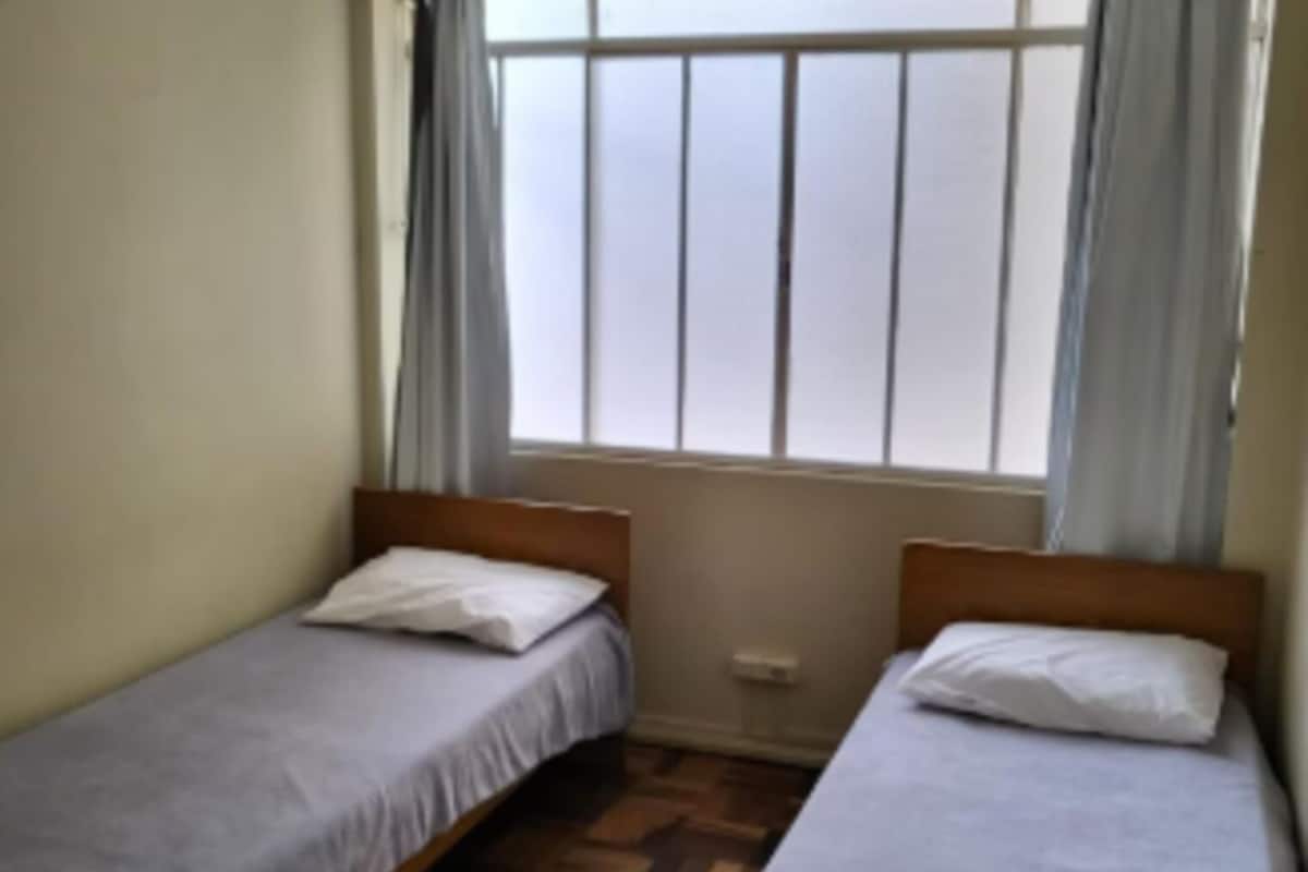 1 quarto, Wi-Fi de cortesia, roupa de cama