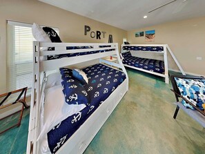 House (4 Bedrooms) | Property amenity