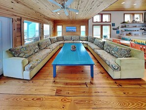House (4 Bedrooms) | Property amenity