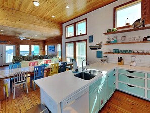 House (4 Bedrooms) | Property amenity