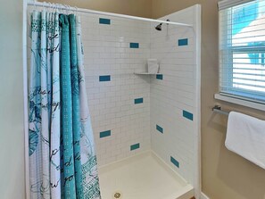 單棟房屋 (4 Bedrooms) | 住宿設施服務