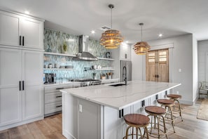 Casa (6 Bedrooms) | Comodidades da propriedade