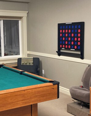 Spielezimmer