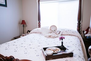 4 Schlafzimmer, Schreibtisch, Bügeleisen/Bügelbrett, kostenloses WLAN