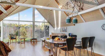 4 bedroom amazing home in Glesborg