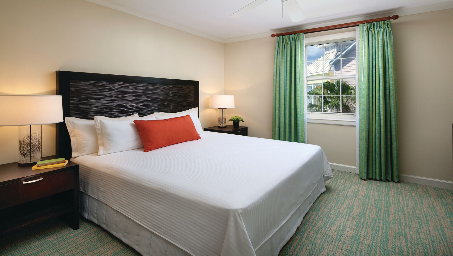 1 bedroom, internet, bed sheets