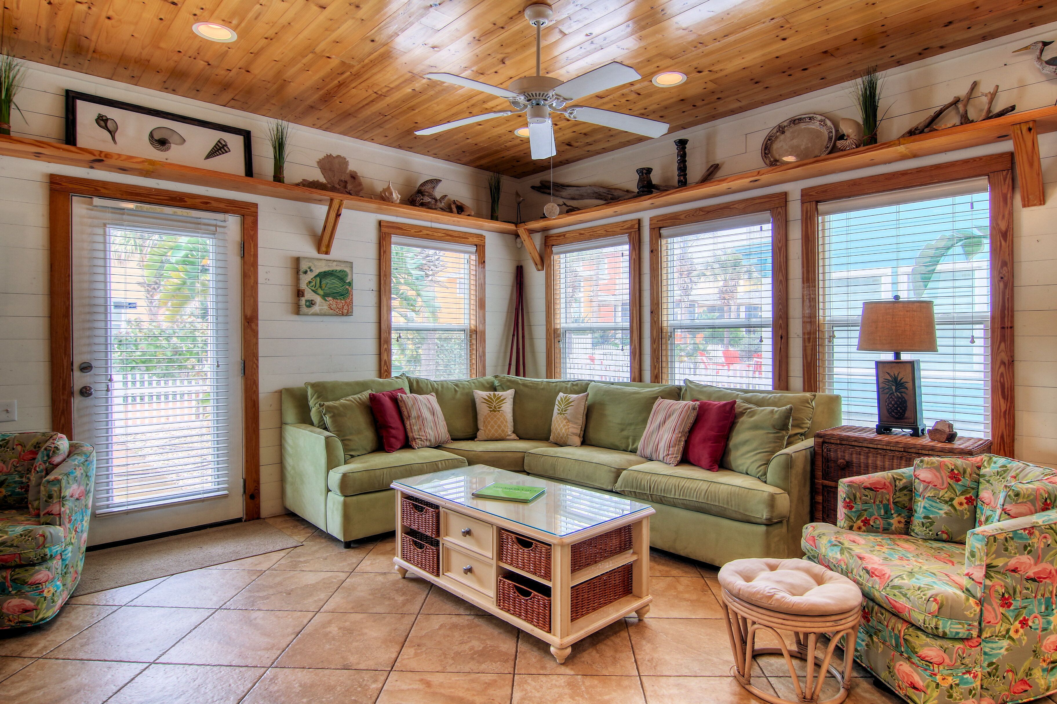 House (3 Bedrooms) | Property amenity