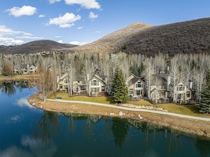 Exterior - Stunning Lakefront Views, Prime Location & High-Speed Internet Await! (Park City)