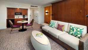 TV, DVD player, offices - Oceanfront - 1 Bedroom - Marriott's Kauai Beach Club - Full Resort Access (Lihue)