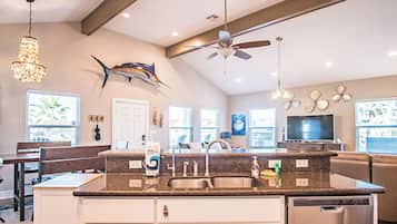 House (4 Bedrooms) | Kemudahan hartanah