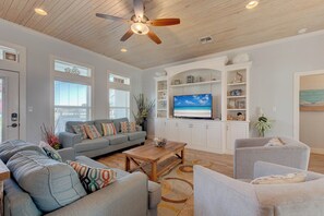 House (5 Bedrooms) | Property amenity