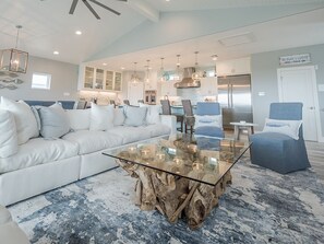 Casa (5 Bedrooms) | Servicio de la propiedad