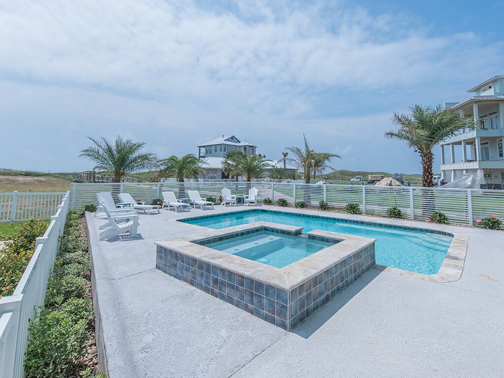 House (5 Bedrooms) | Property amenity