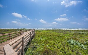 Nhà (5 Bedrooms) | Tiện nghi, dịch vụ nơi lưu trú