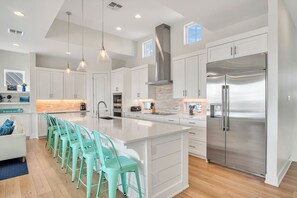 House (5 Bedrooms) | Property amenity - The White House by Silver Sands Vacation Rentals (Port Aransas)