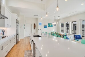House (5 Bedrooms) | Property amenity - The White House by Silver Sands Vacation Rentals (Port Aransas)