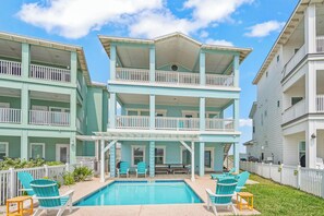 House (5 Bedrooms) | Front of property - Beach-A-Holic by Silver Sands Vacation Rentals (Port Aransas)