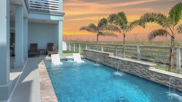 House (5 Bedrooms) | Front of property
