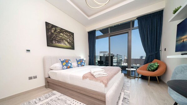 Iron/ironing board, free WiFi, bed sheets