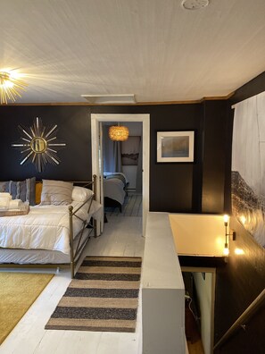 3 chambres, fer et planche à repasser, Wi-Fi gratuit, draps fournis