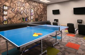 Games room - Studio - Marriott's StreamSide at Vail - Birch, Douglas, and Evergreen - Full Resort Access (Vail)
