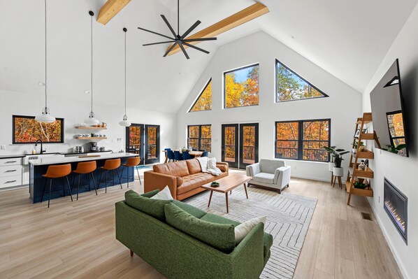 Smart TV, fireplace, table football, ping pong