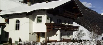 "Apartamento Haus Alpenheim 3" con vistas a la montaña, balcón y Wi-Fi