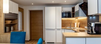 "Haus Alpenheim Apartment 2" with Mountain View, Balcony & Wi-Fi