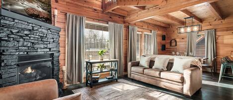 Smart-TV, Kamin, Videospiele