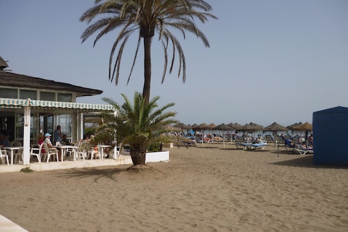 Modern 1 Bed Seafront Apt Los Boliches