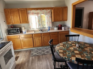 Private kitchen - Great view of Washoe Park (Anaconda)