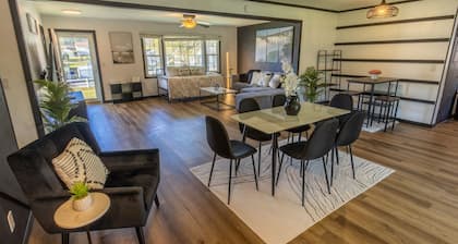 NEW*Villa*FirePit+ BBQ+ MassageChair+NewRiverGorge