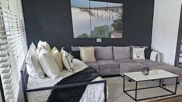 Smart TV, chimenea, Netflix y Hulu