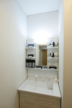 Basic Villa | 4 bedrooms, free WiFi, bed sheets - Condomium Motobu Sakura Terrace (Motobu)