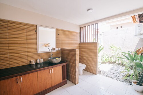 Wood bungalow