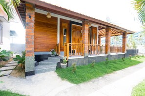 Front of property - Damar Sanjaya Uttama (Karangasem)