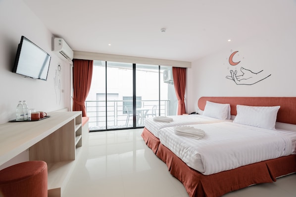 Standard Twin Room