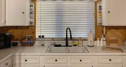 Winter Wonderland at Bryce’s Zion House by Bryce Canyon National Park!