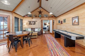 Games room - Whitetail Oaks - Rustic Charm Meets Fun! Private Pool & Pickleball on 34 Acres (San Marcos)