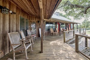 Terrace/patio - Whitetail Oaks - Charming Farmhouse on 34 Private Acres w/Private Pool (San Marcos)