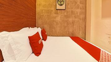 Standard Double Room, 1 Queen Bed | Free WiFi, bed sheets