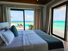 别墅, 私人游泳池 (Grand Solana 2BR Overwater) | 高档床上用品、Select Comfort 床、迷你吧、客房内保险箱