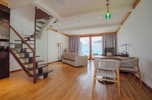 Villa, eigener Pool (Sea Renade OverWater) | Wohnbereich