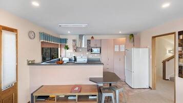 Microwave, oven, dishwasher