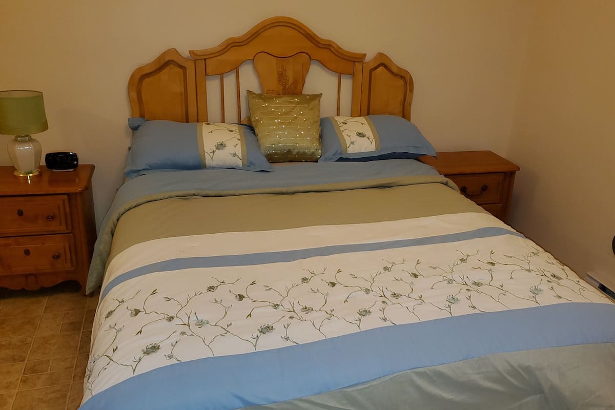 Literie de qualité supérieure, matelas Tempur-Pedic