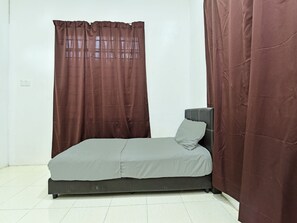 Room, Shared Bathroom